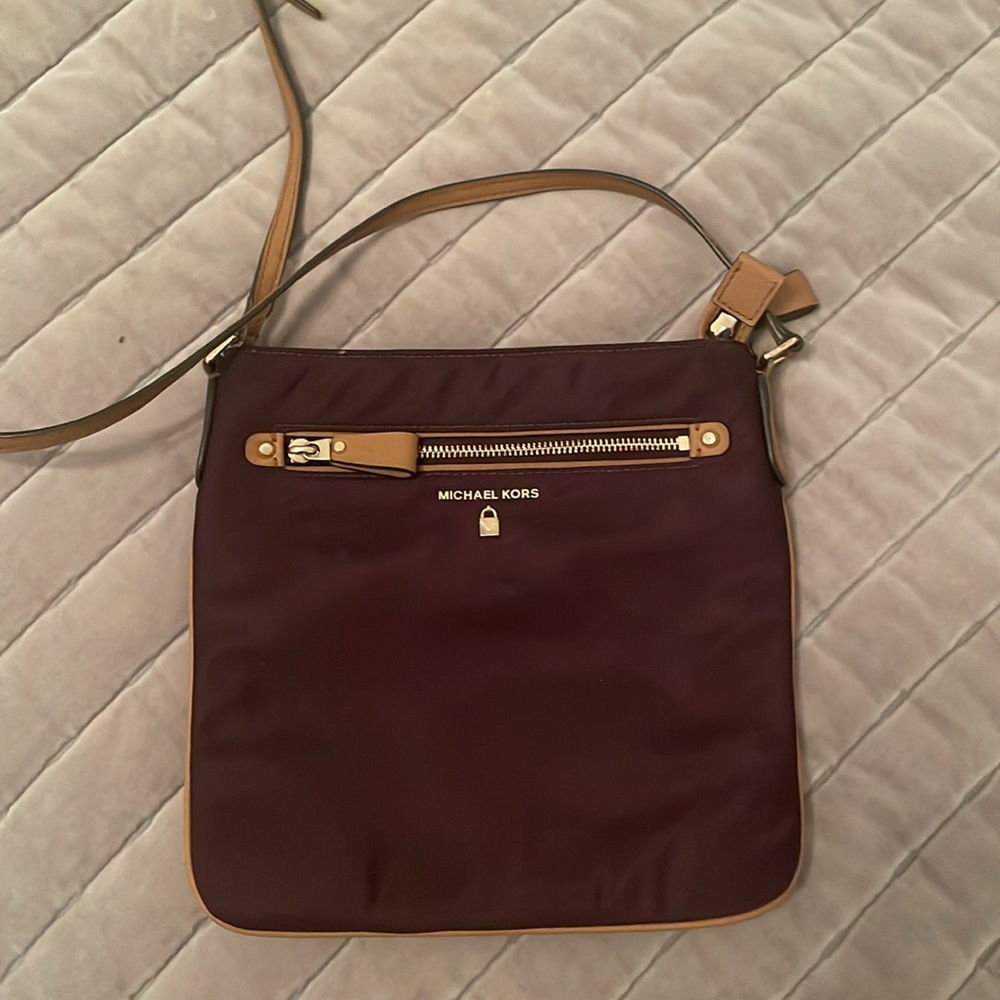 Michael Kors messenger bag burgundy